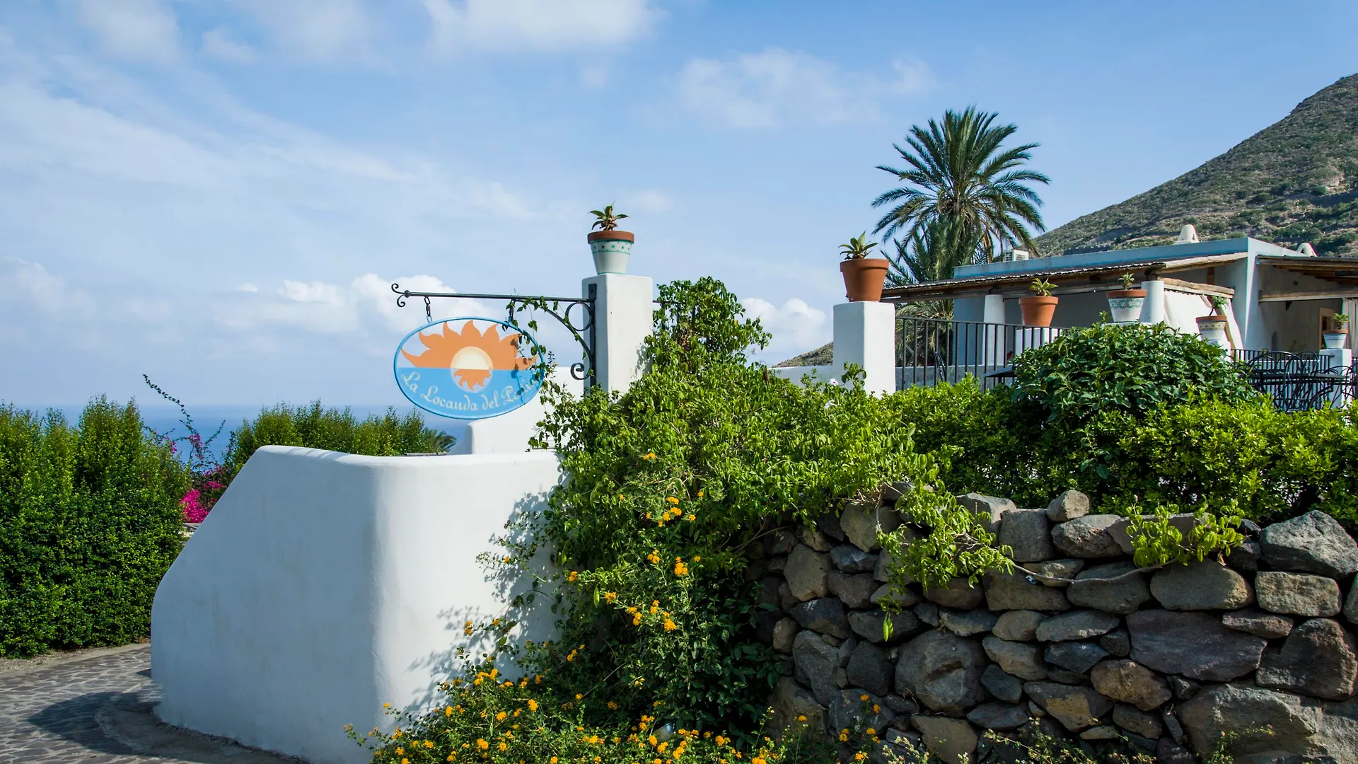 Hotel La Locanda Del Postino Pollara