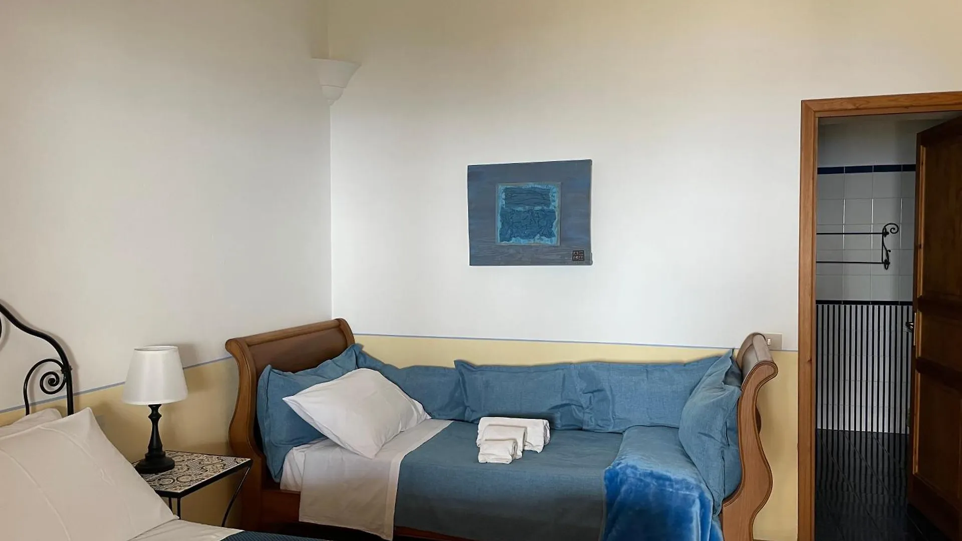 Hotel La Locanda Del Postino Pollara