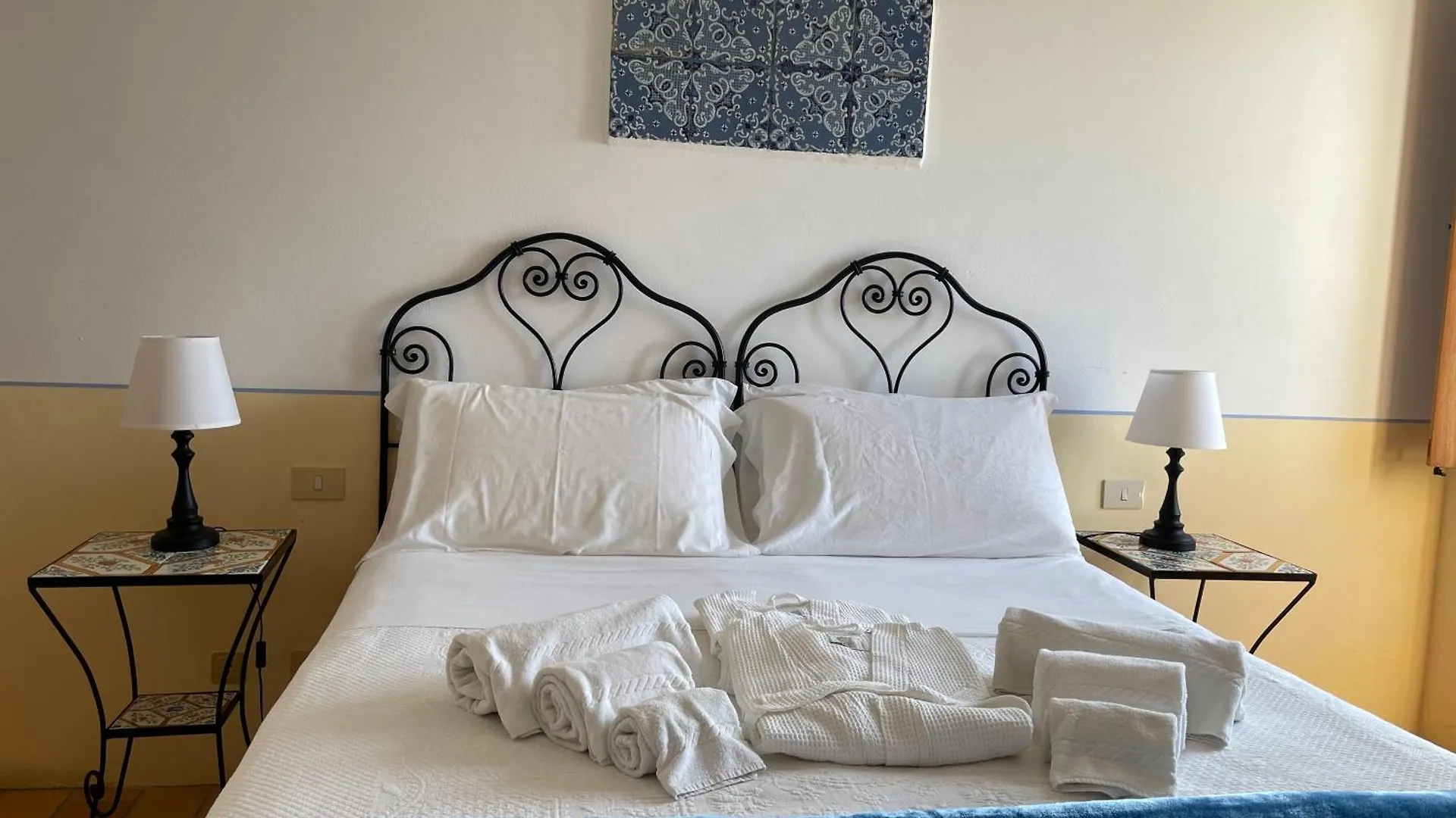 Hotel La Locanda Del Postino Pollara